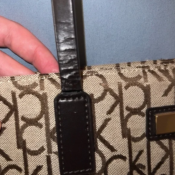 Calvin Klein Bag - Picture 9 of 10